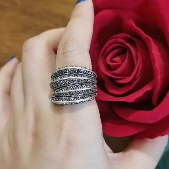 Retro Black Marcasite Wide Band Ring - Picture 7 of 9